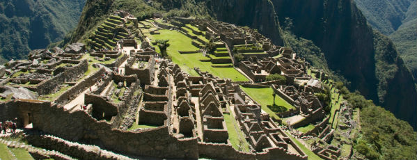 machu Picchu im Sonnenschein