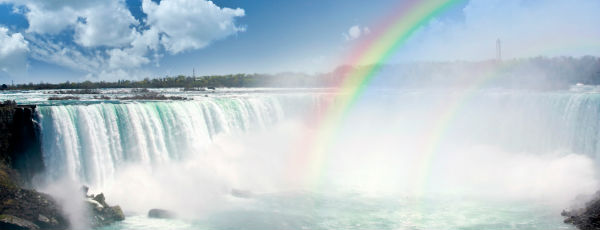 Regenbogen an den Niagarafällen